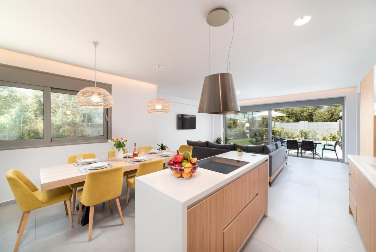 Agia Marina Villa Ampela By Posarellivillas מראה חיצוני תמונה